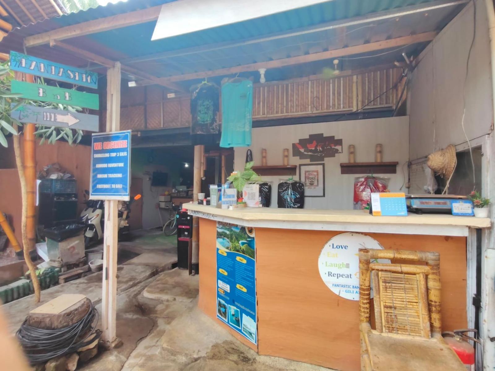 Fantastic B"N"B Hostel Gili Air Exterior photo