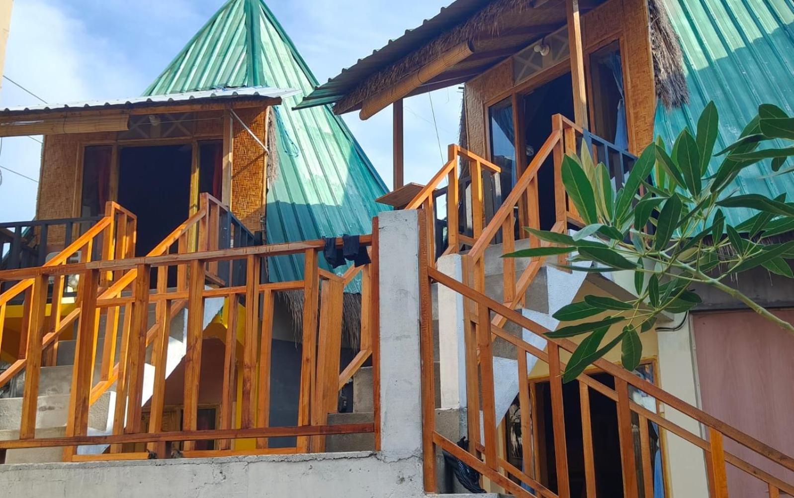 Fantastic B"N"B Hostel Gili Air Exterior photo