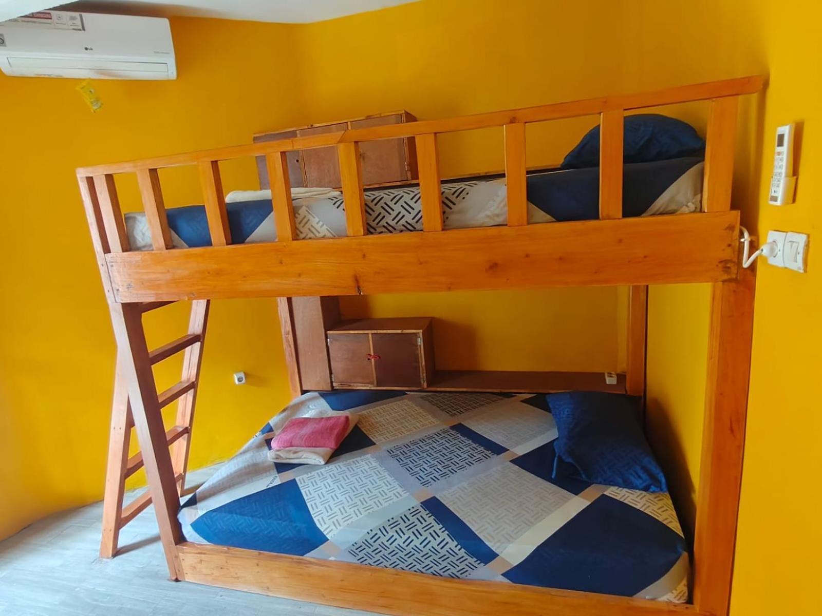 Fantastic B"N"B Hostel Gili Air Exterior photo